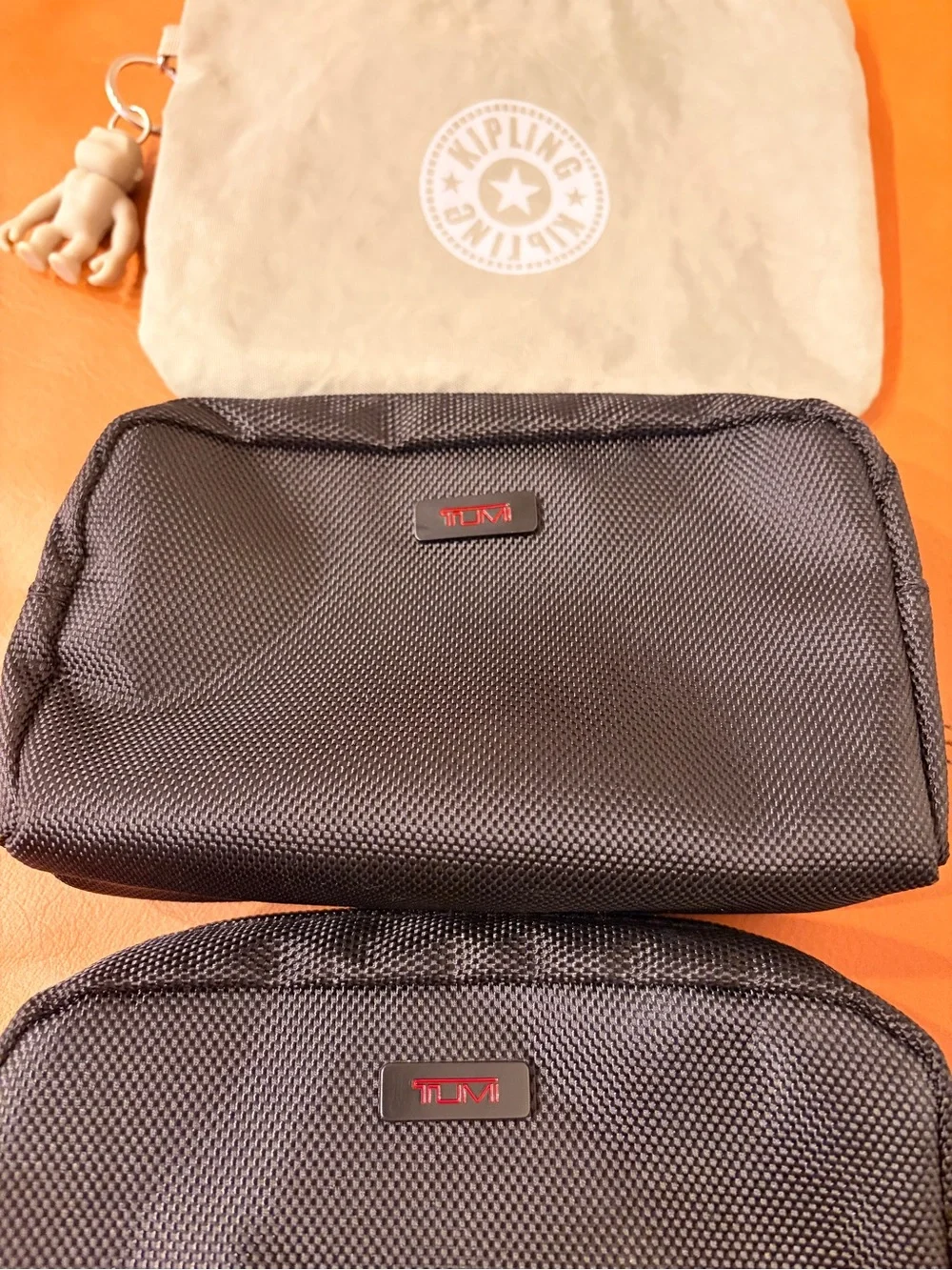 Kipling & Tumi Toiletry Bag bundle